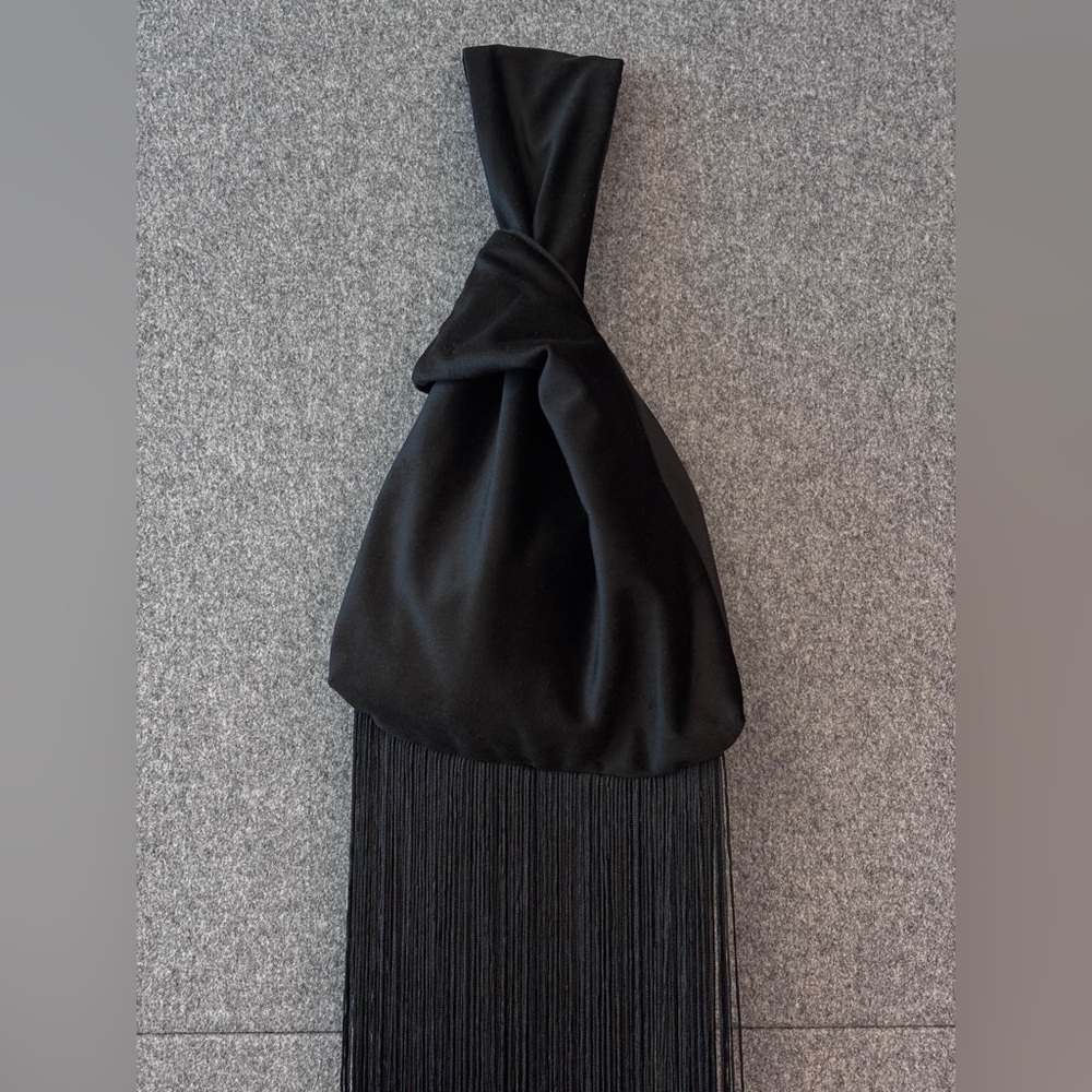 Elegant Velvet Wristlet Knot Black Mini fringe Bag - Picture 6 of 15